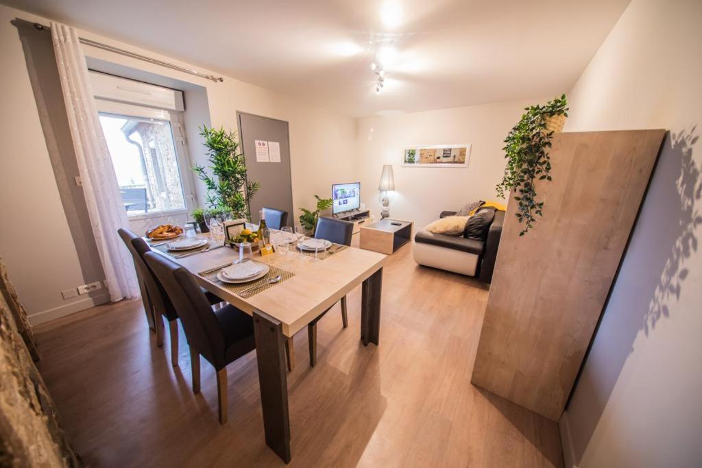 Saint-Vit La Madeleine -Gare - Centre-Ville - Home-One מראה חיצוני תמונה